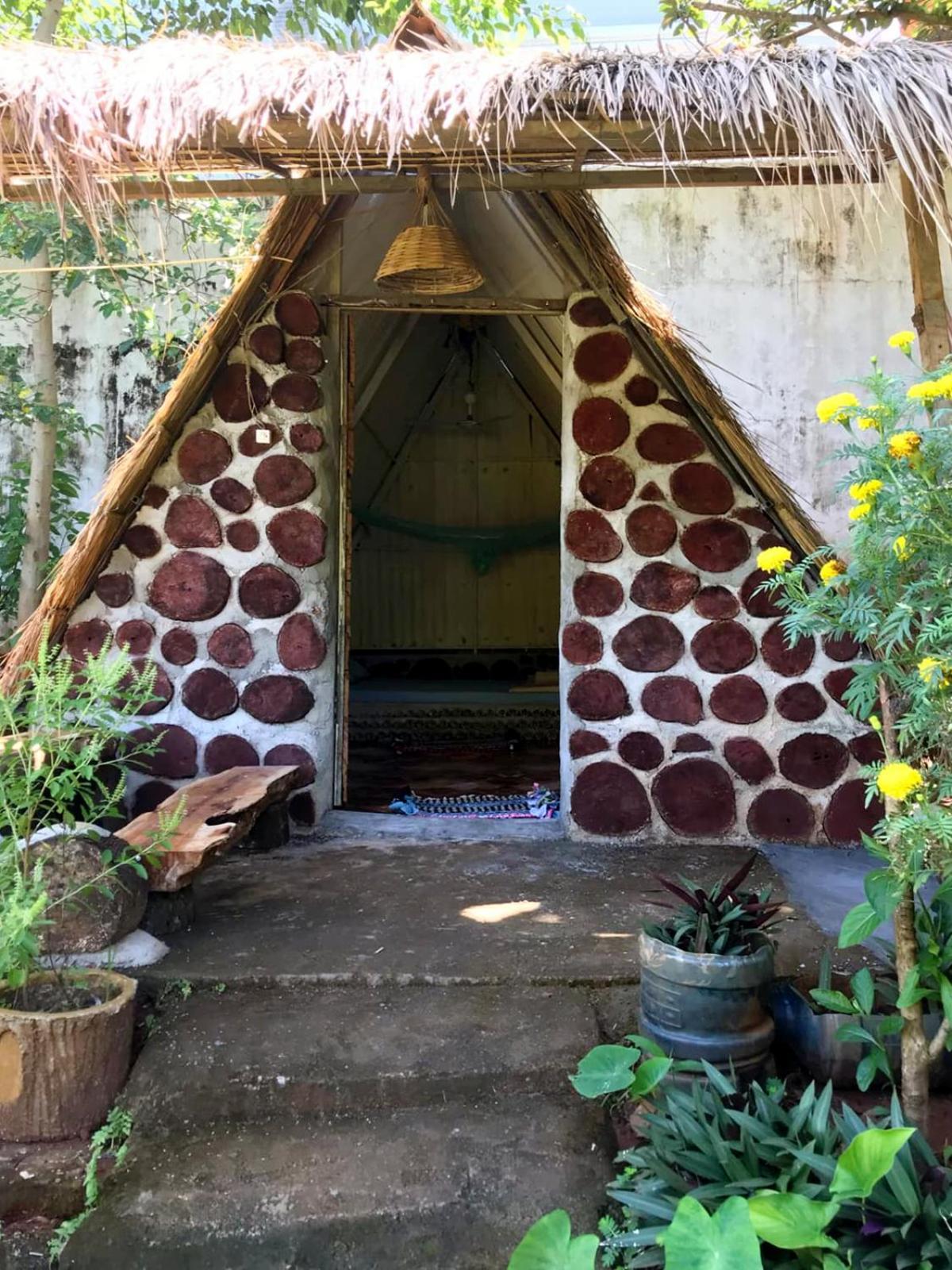 Backpacker Hostel And Jungle Trekking Banlung Buitenkant foto