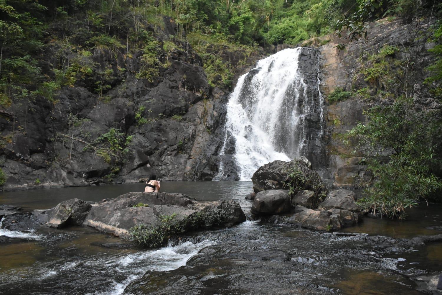 Backpacker Hostel And Jungle Trekking Banlung Buitenkant foto